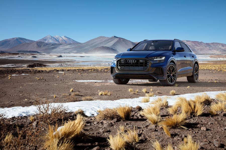  Audi Q8 55 TFSI Quattro S-Line 2018 года  (WW) (фото 35 из 36)